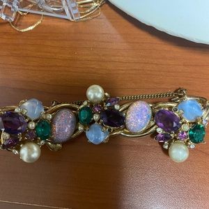 Beautiful bracelet and earrings set